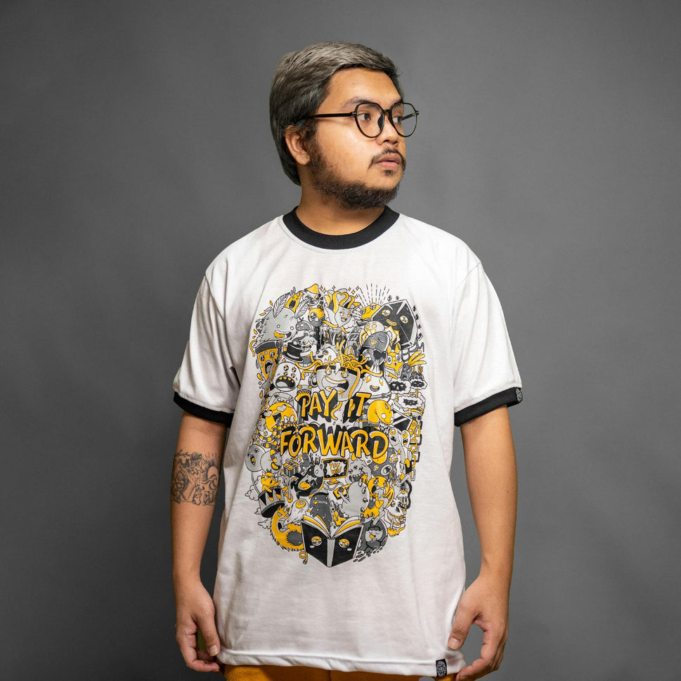 Play it white t-shirt short sleeve